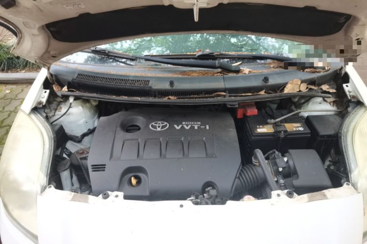 Used Toyota Yaris 2009 1.6E Automatic Comfort Edition Engine Bay