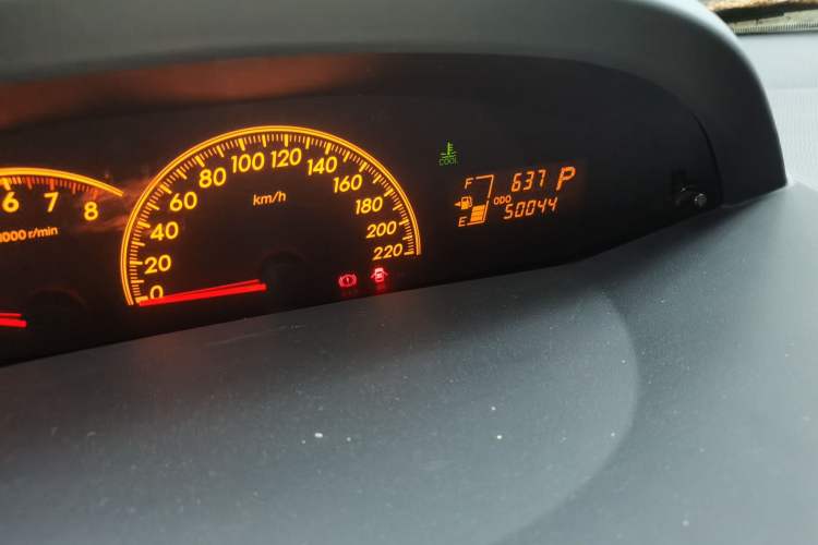 Used Toyota Yaris 2009 1.6E Automatic Comfort Edition Odometer Close Up