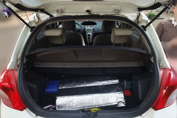 Used Toyota Yaris 2009 1.6E Automatic Comfort Edition Trunk