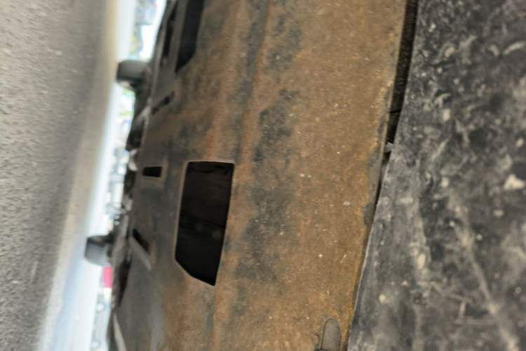 Used Toyota Yaris 2011 1.6E Automatic Charm Edition Chassis Front