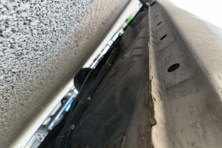 Used Toyota Yaris 2011 1.6E Automatic Charm Edition Chassis Rear Left