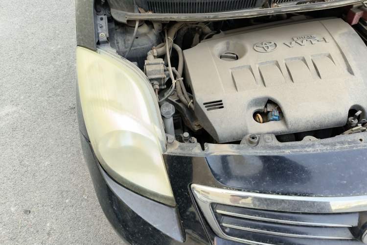 Used Toyota Yaris 2011 1.6E Automatic Charm Edition Engine Bay Right