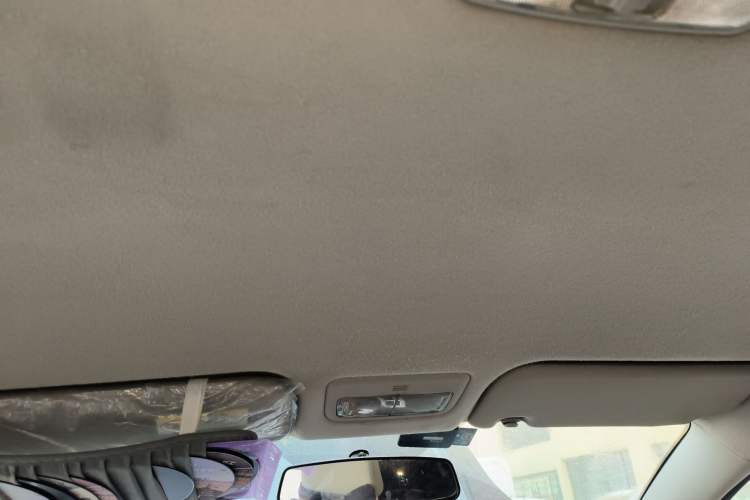 Used Toyota Yaris 2011 1.6E Automatic Charm Edition Headliner