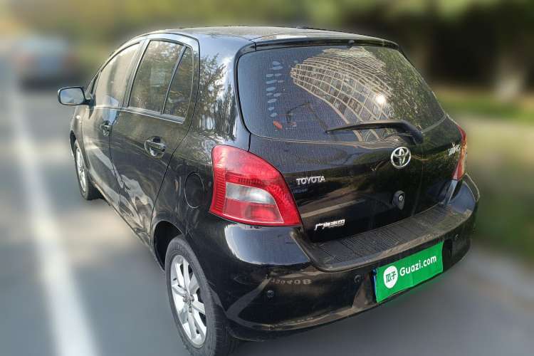Used Toyota Yaris 2011 1.6E Automatic Charm Edition Rear Left 45 Deg