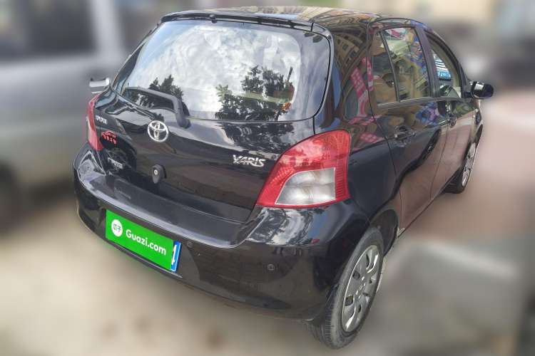 Used Toyota Yaris 2011 1.6E Automatic Charm Edition Rear Right 45 Deg
