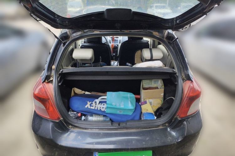Used Toyota Yaris 2011 1.6E Automatic Charm Edition Trunk