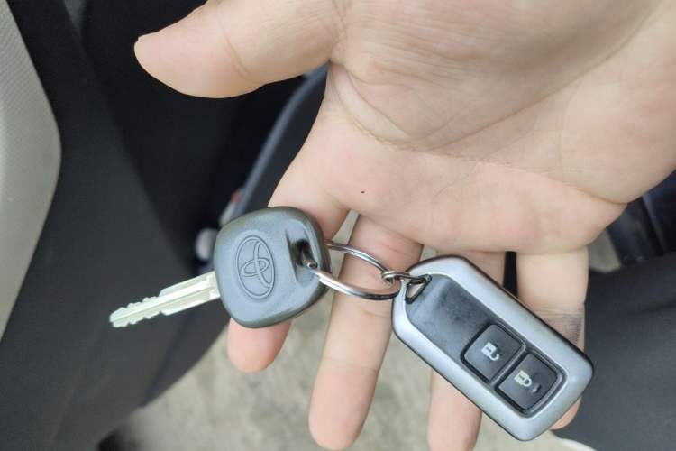 Used Toyota Yaris 2011 1.6E Automatic Charm Edition Vehicle Key