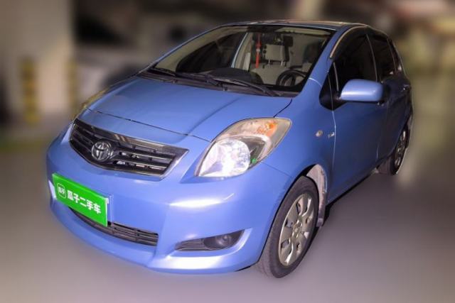 Ojetý Toyota Yaris 2011 1.6E Automatic Charm Edition