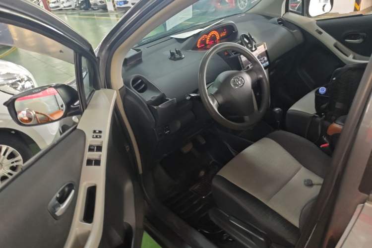 Used Toyota Yaris 2011 1.6G Automatic Xuan Dong Edition Driver Seat