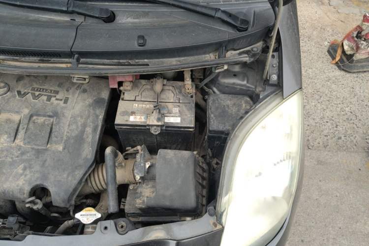 Used Toyota Yaris 2011 1.6G Automatic Xuan Dong Edition Engine Bay Left