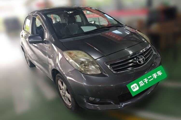 Used Toyota Yaris 2011 1.6G Automatic Xuan Dong Edition Front Right 45 Deg