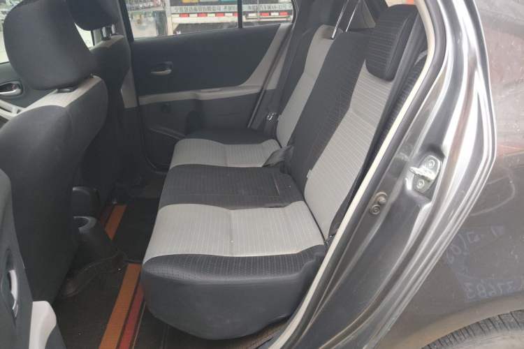 Used Toyota Yaris 2011 1.6G Automatic Xuan Dong Edition Left Rear Seat