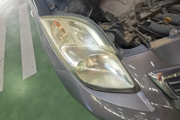 Used Toyota Yaris 2011 1.6G Automatic Xuan Dong Edition Right Front Headlight