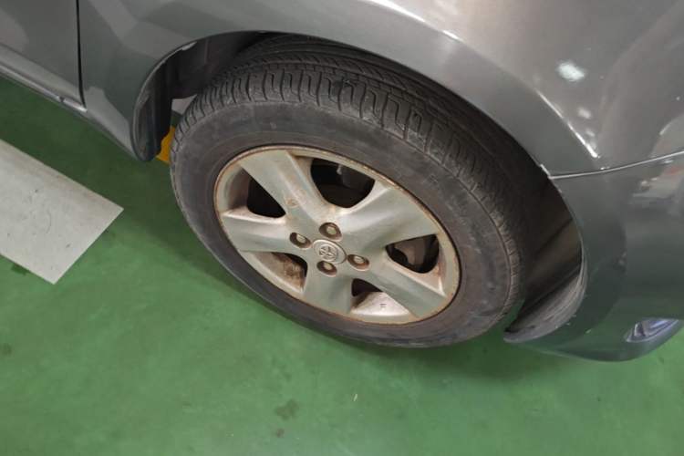 Used Toyota Yaris 2011 1.6G Automatic Xuan Dong Edition Right Front Wheel Hub