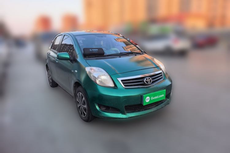Used Toyota Yaris 2011 1.6 GS Automatic Sharp Edition Front Right 45 Deg