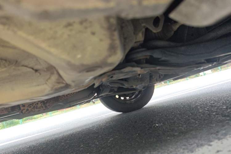 Used Toyota Yaris 2011 1.6E Automatic Charm Edition Chassis Front Right