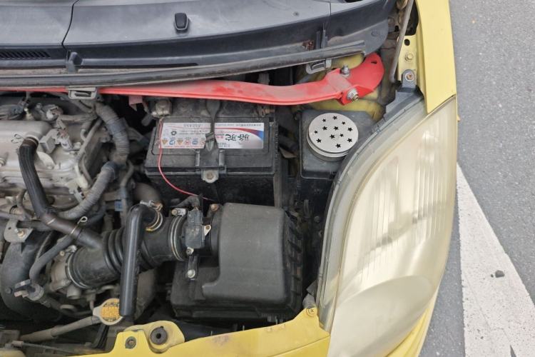 Used Toyota Yaris 2011 1.6E Automatic Charm Edition Engine Bay Left