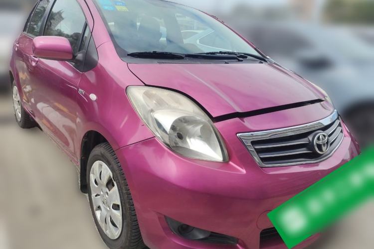 Used Toyota Yaris 2011 1.6E Automatic Charm Edition Front Right 45 Deg