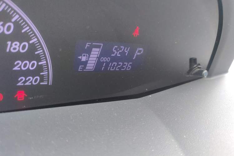 Used Toyota Yaris 2011 1.6E Automatic Charm Edition Odometer Close Up