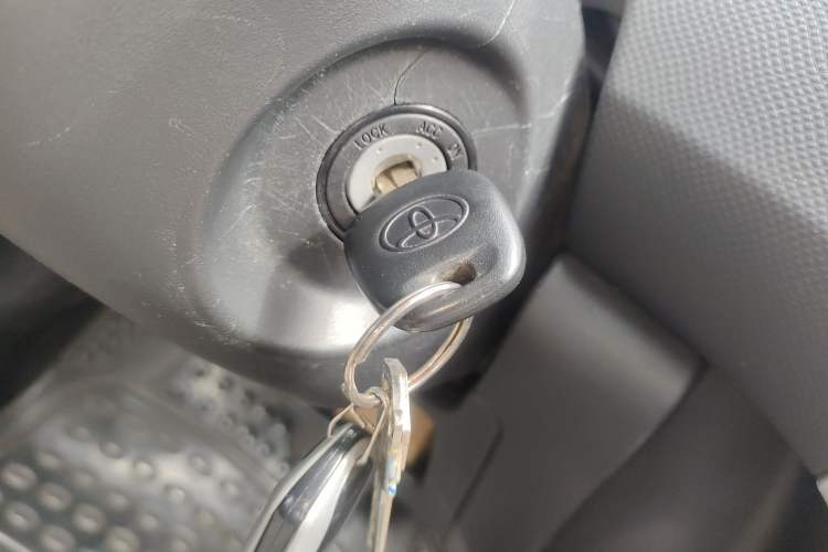 Used Toyota Yaris 2011 1.6E Automatic Charm Edition Vehicle Key