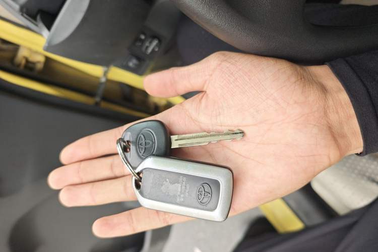 Used Toyota Yaris 2011 1.6E Automatic Charm Edition Vehicle Key
