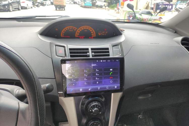 Used Toyota Yaris 2011 1.6G Automatic Xuan Dong Edition Audio And AC Panel