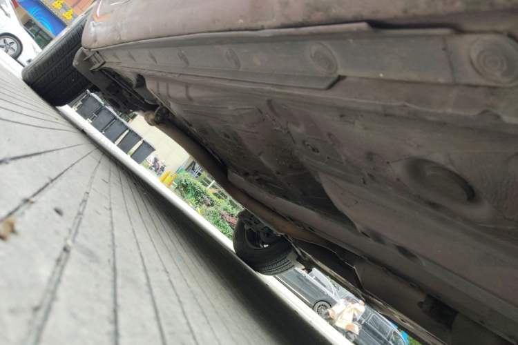Used Toyota Yaris 2011 1.6E Automatic Charm Edition Chassis Front Right