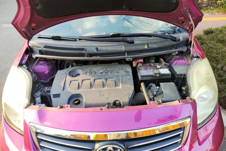 Used Toyota Yaris 2011 1.6E Automatic Charm Edition Engine Bay