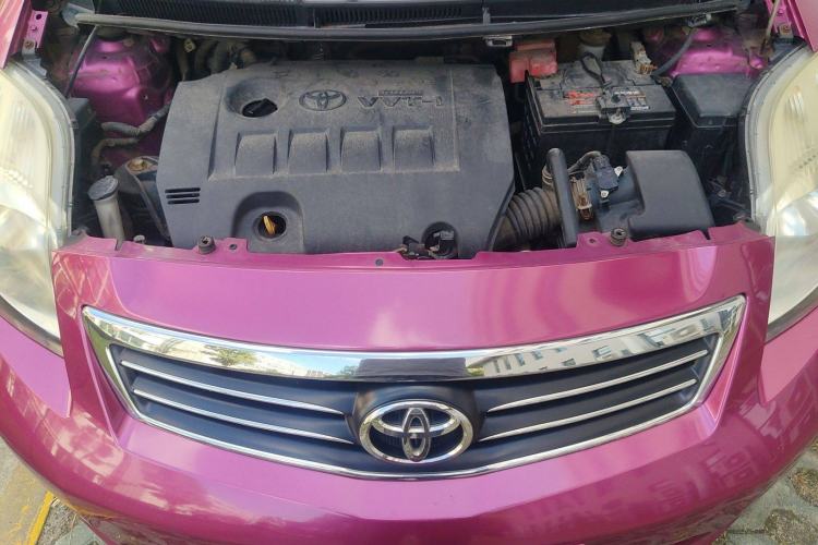 Used Toyota Yaris 2011 1.6E Automatic Charm Edition Engine Bay