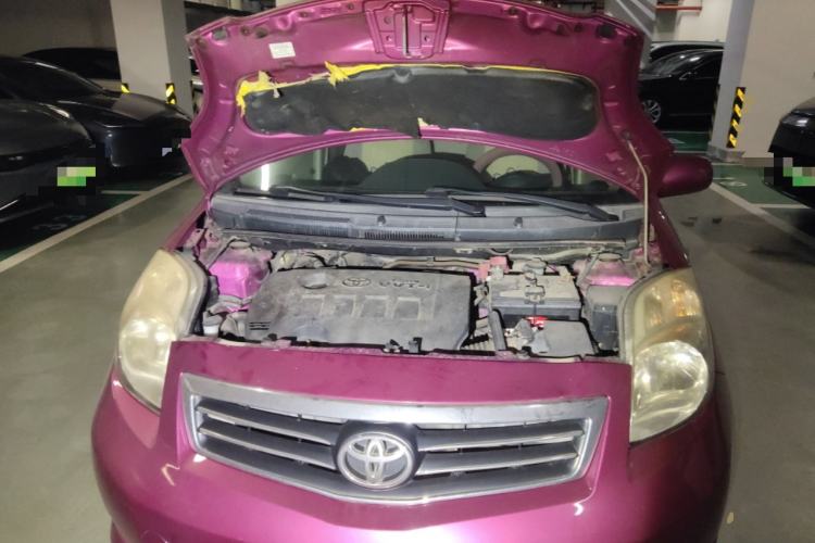 Used Toyota Yaris 2011 1.6E Automatic Charm Edition Engine Bay