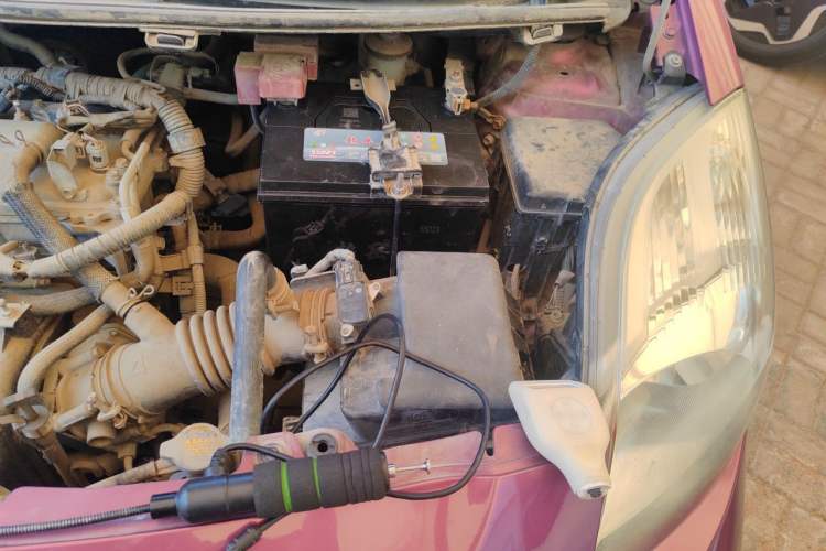 Used Toyota Yaris 2011 1.6E Automatic Charm Edition Engine Bay Left