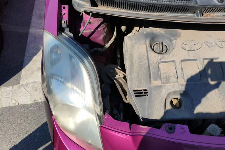 Used Toyota Yaris 2011 1.6E Automatic Charm Edition Engine Bay Right