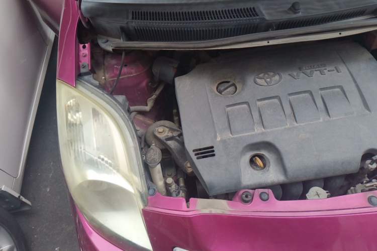 Used Toyota Yaris 2011 1.6E Automatic Charm Edition Engine Bay Right