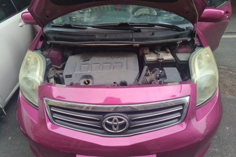 Used Toyota Yaris 2011 1.6E Automatic Charm Edition Engine Bay