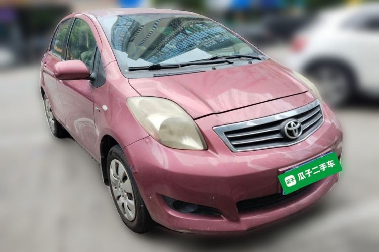 Used Toyota Yaris 2011 1.6E Automatic Charm Edition Front Right 45 Deg