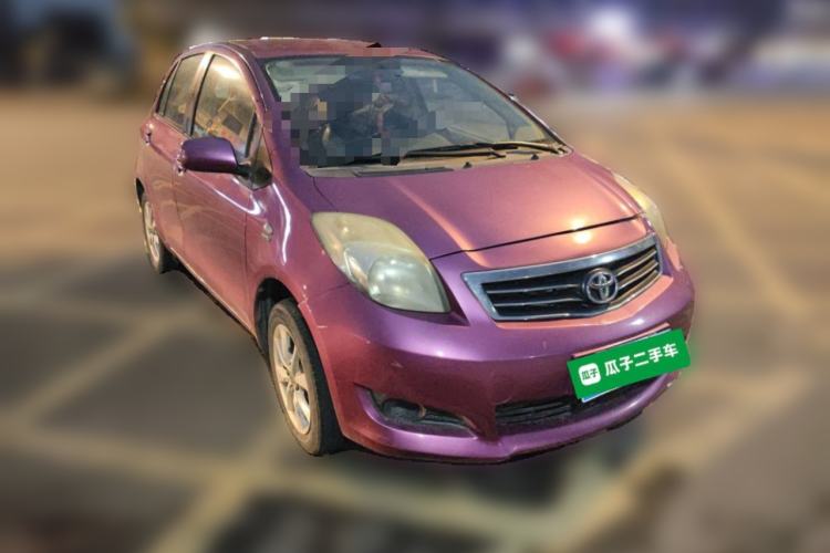 Used Toyota Yaris 2011 1.6E Automatic Charm Edition Front Right 45 Deg
