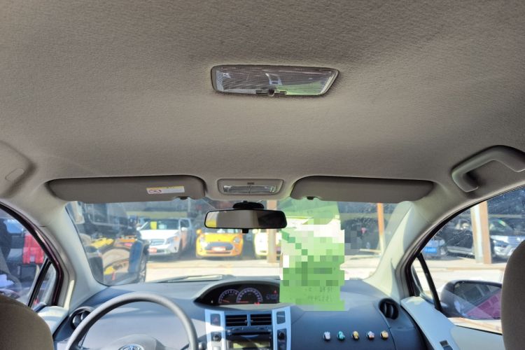Used Toyota Yaris 2011 1.6E Automatic Charm Edition Headliner
