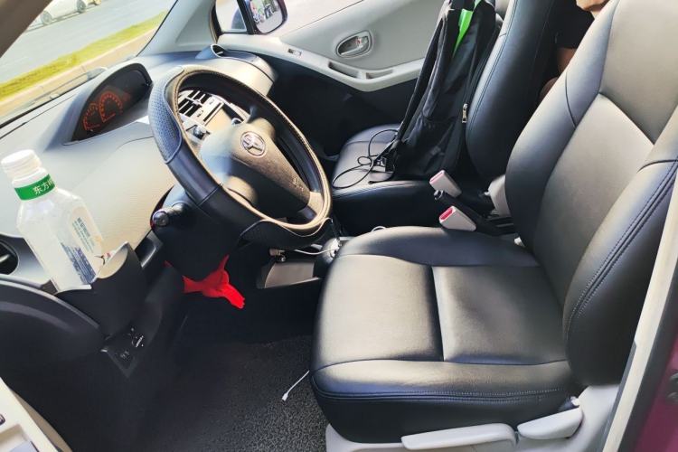 Used Toyota Yaris 2011 1.6E Automatic Charm Edition Left Front Seat