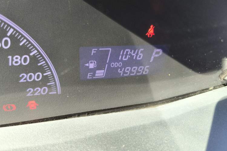 Used Toyota Yaris 2011 1.6E Automatic Charm Edition Odometer Close Up
