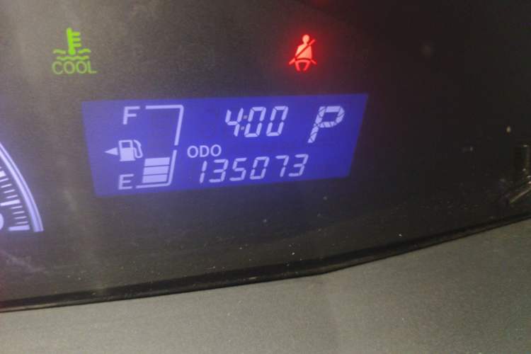 Used Toyota Yaris 2011 1.6E Automatic Charm Edition Odometer Close Up