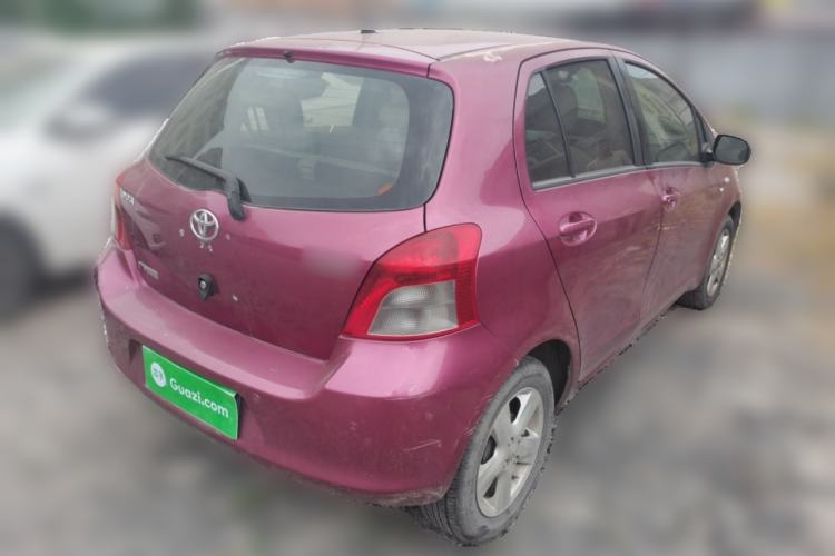Used Toyota Yaris 2011 1.6E Automatic Charm Edition Rear Right 45 Deg