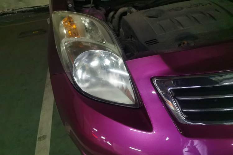 Used Toyota Yaris 2011 1.6E Automatic Charm Edition Right Front Headlight