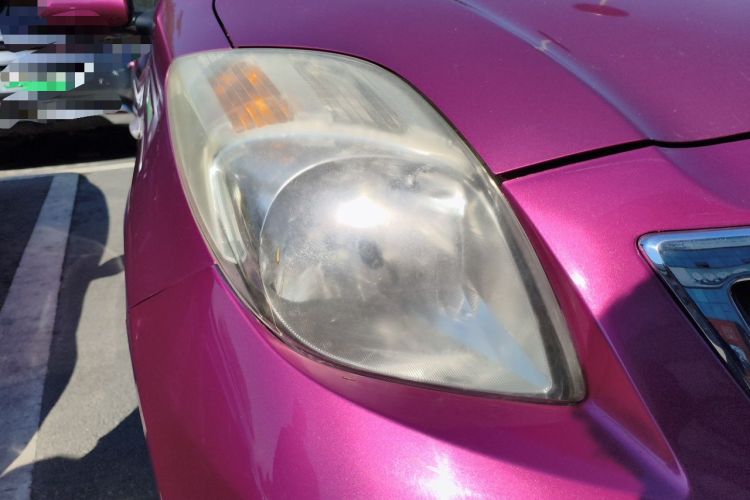 Used Toyota Yaris 2011 1.6E Automatic Charm Edition Right Front Headlight