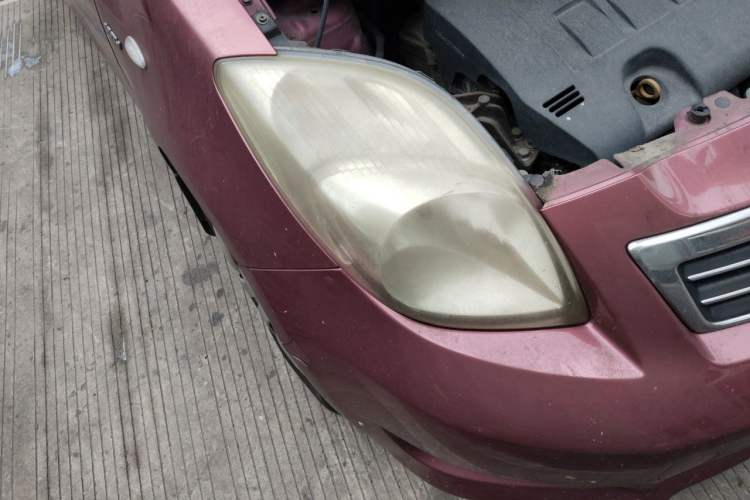 Used Toyota Yaris 2011 1.6E Automatic Charm Edition Right Front Headlight