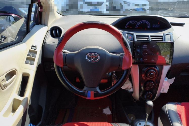 Used Toyota Yaris 2011 1.6E Automatic Charm Edition Steering Wheel