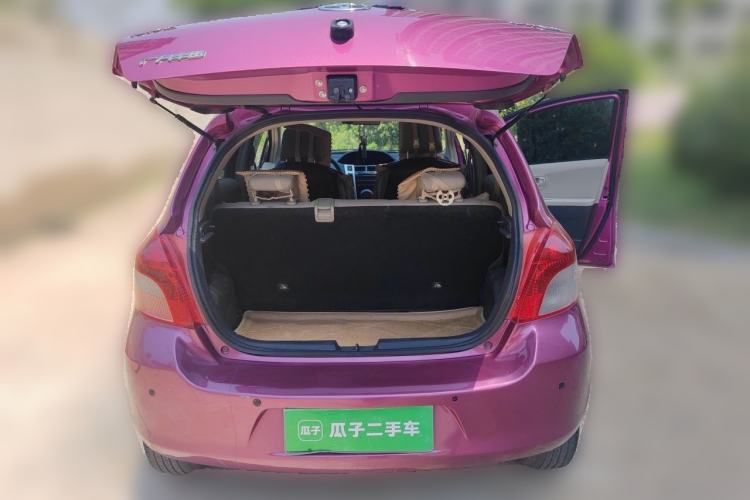 Used Toyota Yaris 2011 1.6E Automatic Charm Edition Trunk