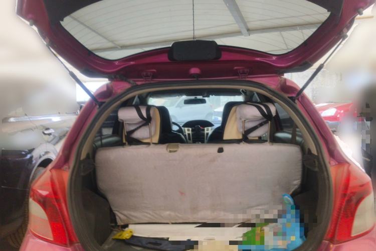 Used Toyota Yaris 2011 1.6E Automatic Charm Edition Trunk