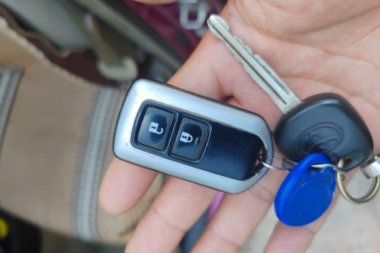 Used Toyota Yaris 2011 1.6E Automatic Charm Edition Vehicle Key