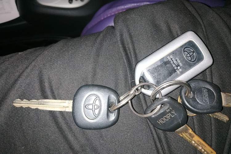 Used Toyota Yaris 2011 1.6E Automatic Charm Edition Vehicle Key