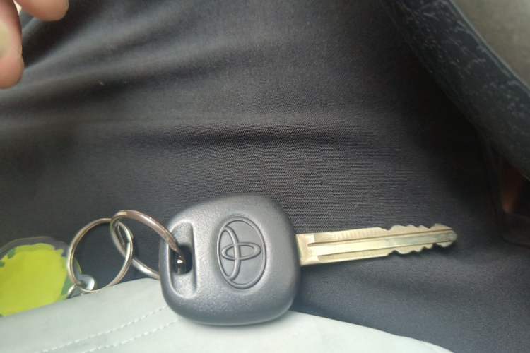 Used Toyota Yaris 2011 1.6E Automatic Charm Edition Vehicle Key